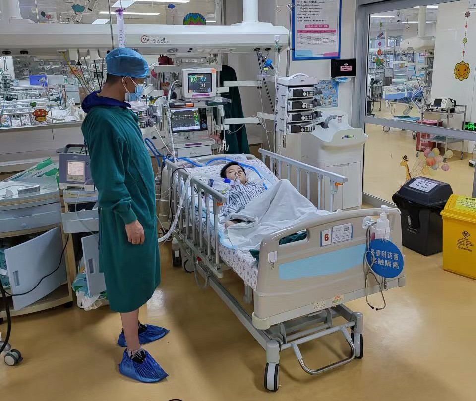 武威跨省救护车出租公司